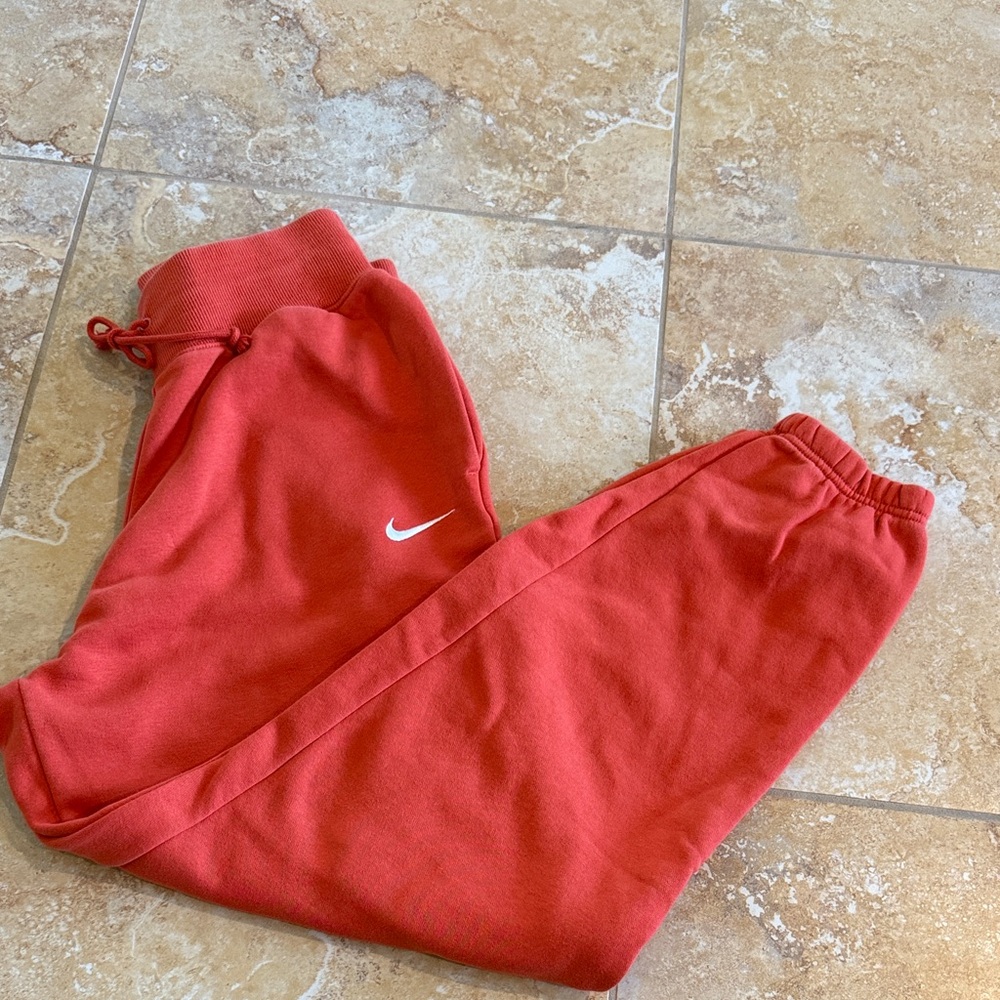 Nike Women's wide band sweat pants.